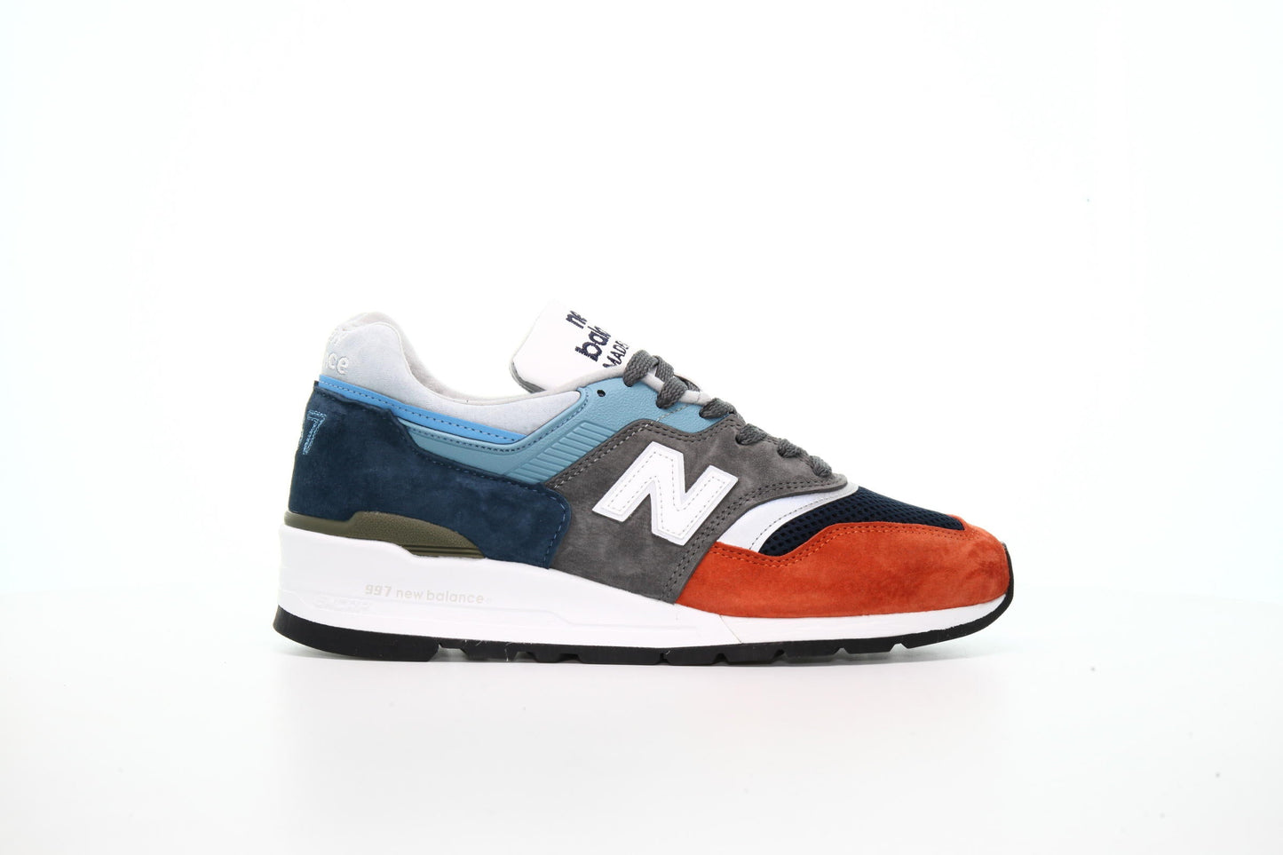 Exclusive New Balance M 997 NAG "Grey" — 4 — Front View