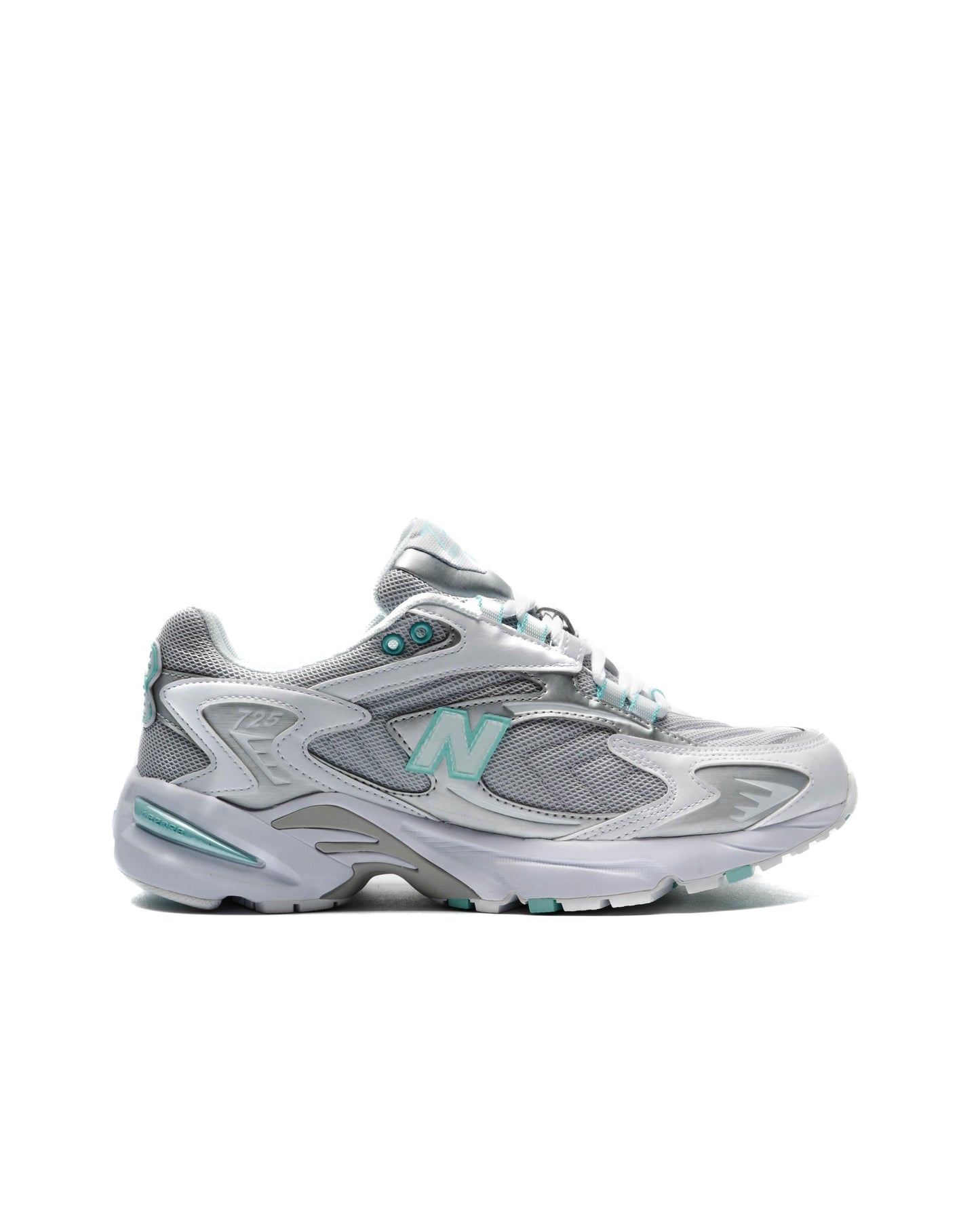 Exclusive New Balance ML 725 L — 4 — Front View