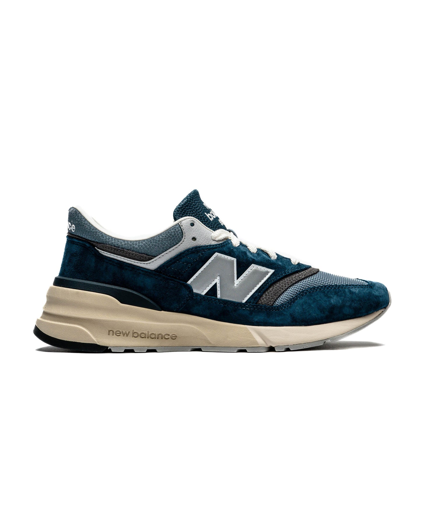 Exclusive New Balance U997RHB — 4 — Front View