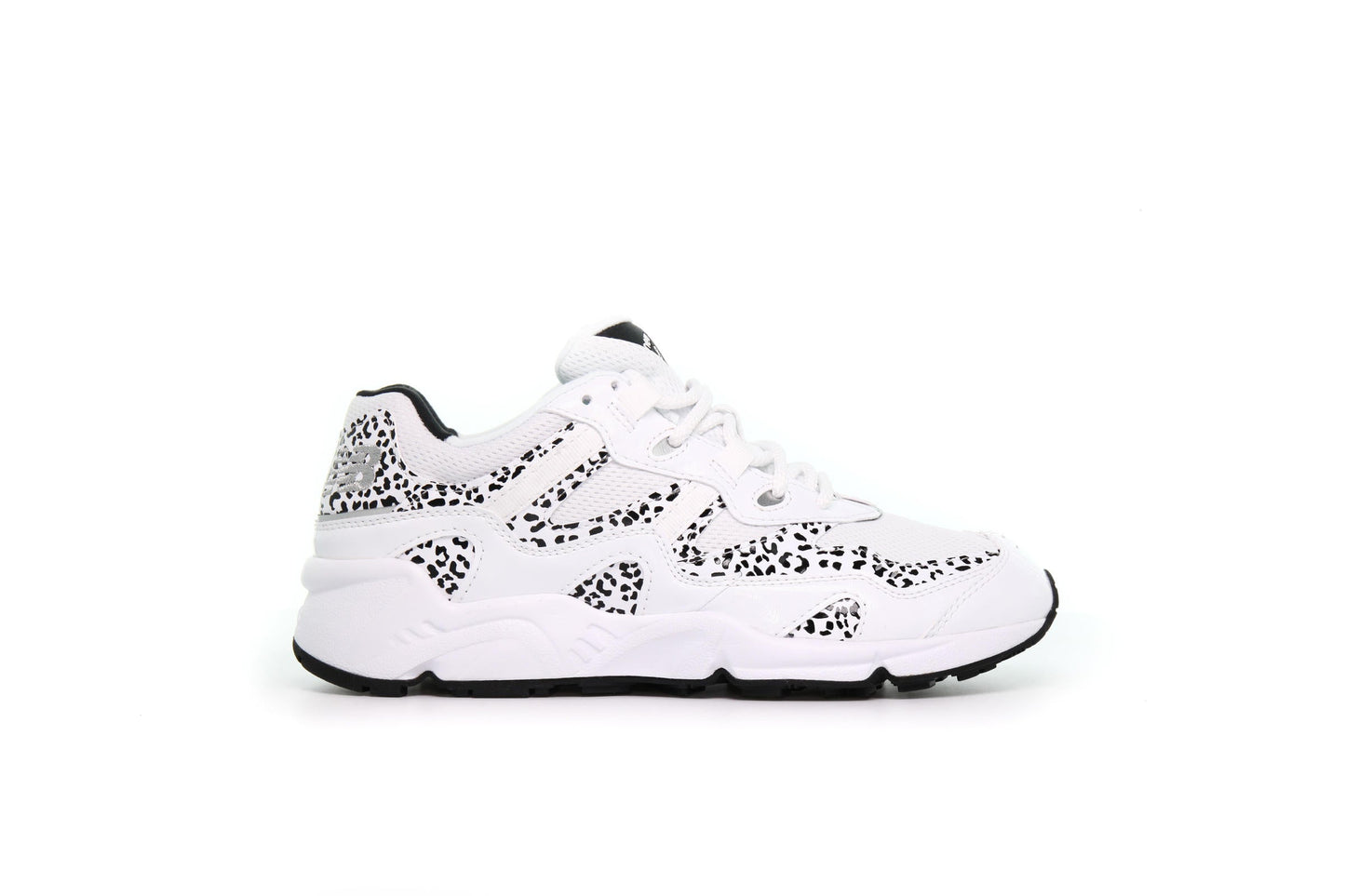 Exclusive New Balance WL 850 LBC "White" — 3 — Front View