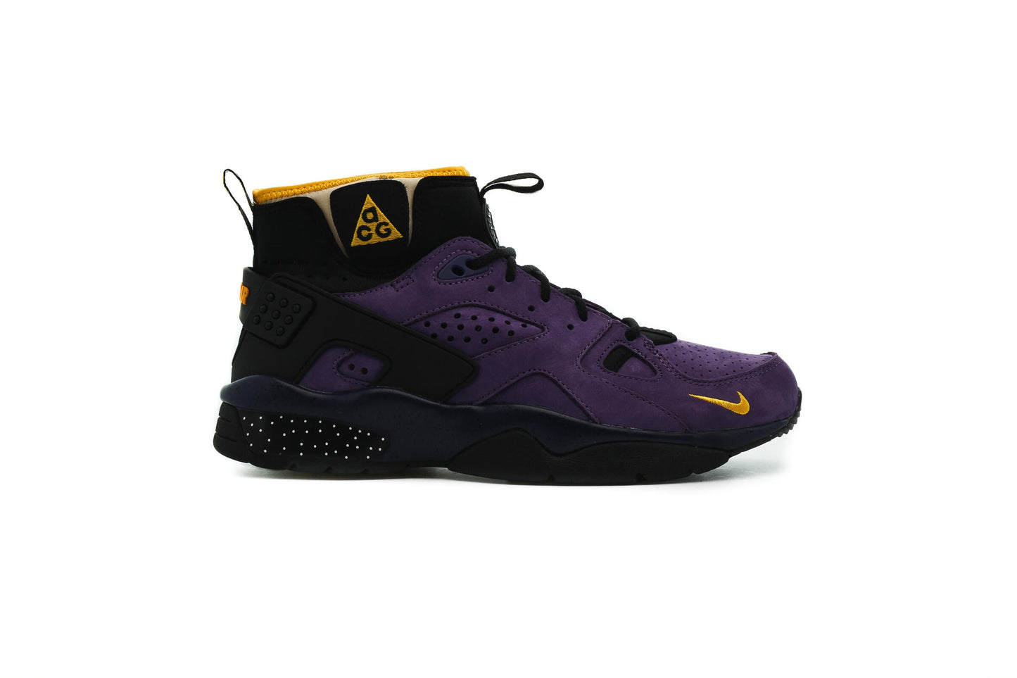 Exclusive Nike ACG AIR MOWABB — 3.5 — Front View