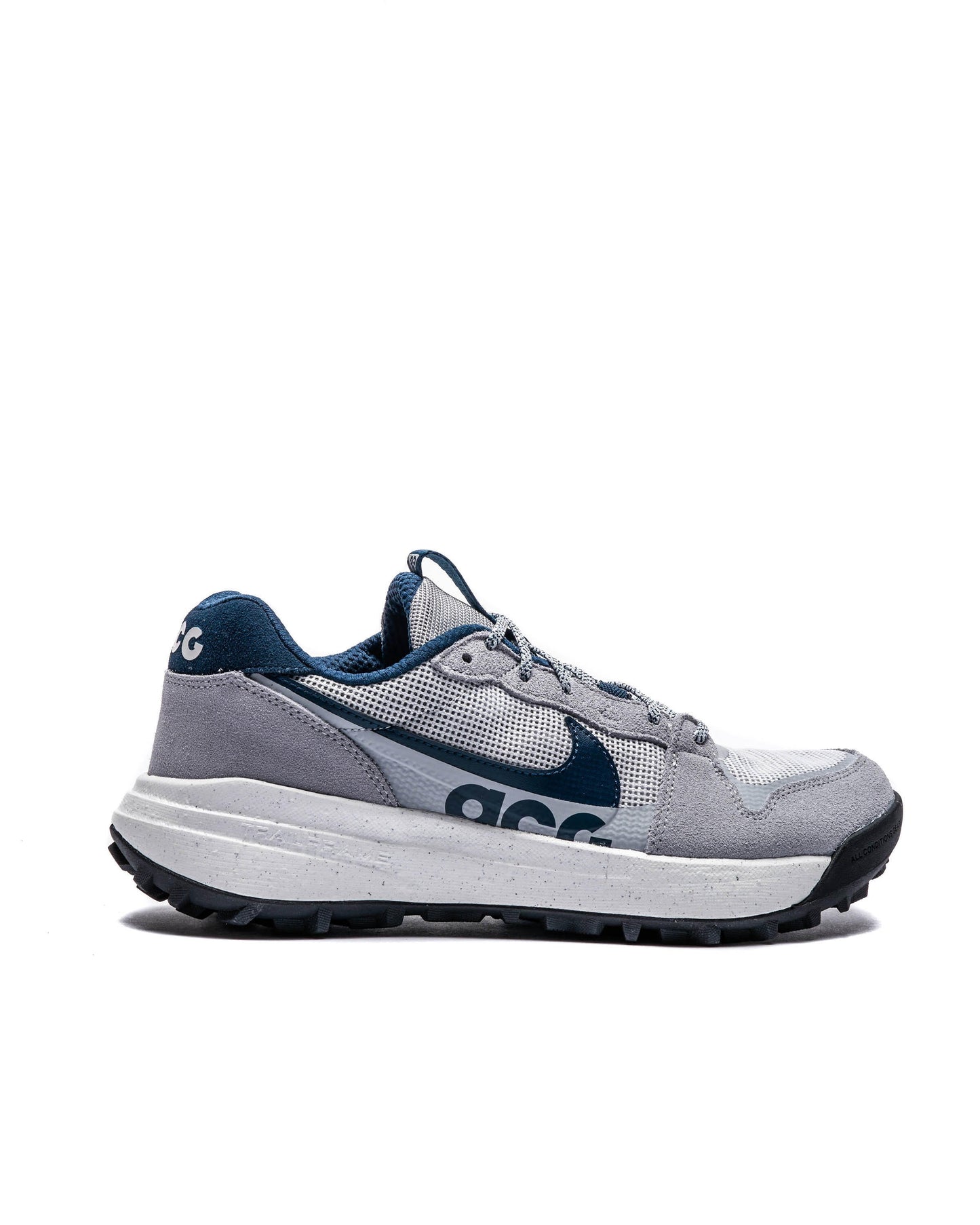 Exclusive Nike ACG LOWCATE — 3 — Front View