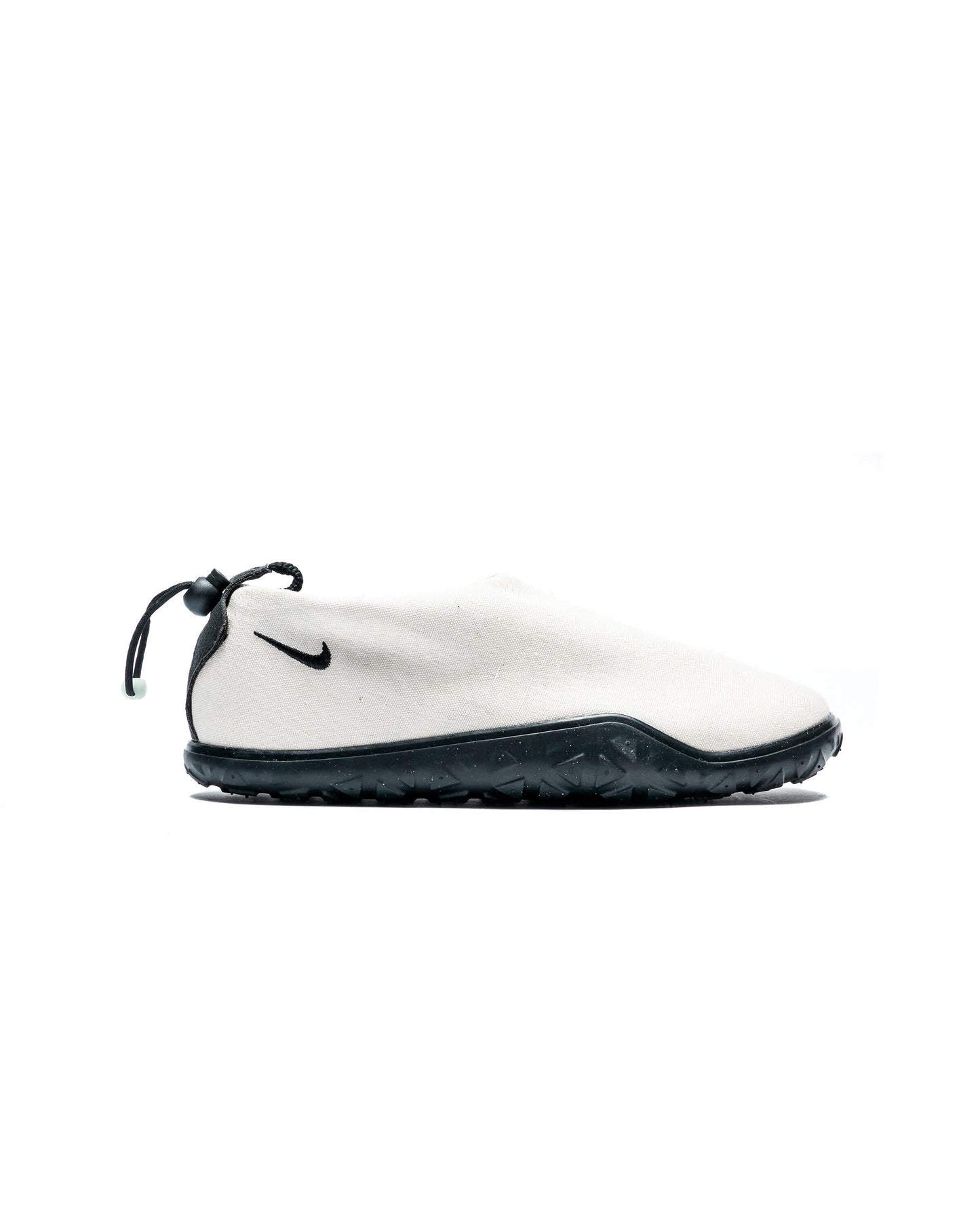 Exclusive Nike ACG MOC — 3 — Front View