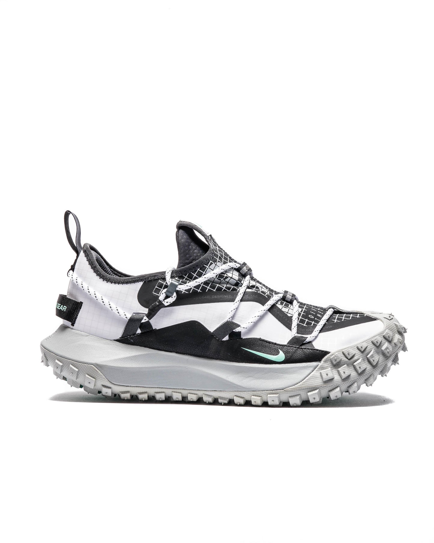 Exclusive Nike ACG MOUNTAIN FLY LOW SE — 3 — Front View