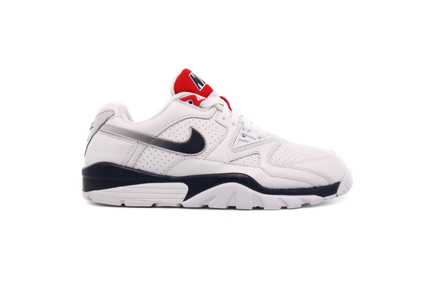 Exclusive Nike AIR CROSS TRAINER 3 LOW "WHITE" — 3.5 — Front View