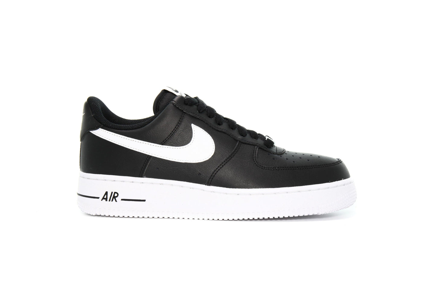 Exclusive Nike AIR FORCE 1 '07 "BLACK" — 3.5 — Front View