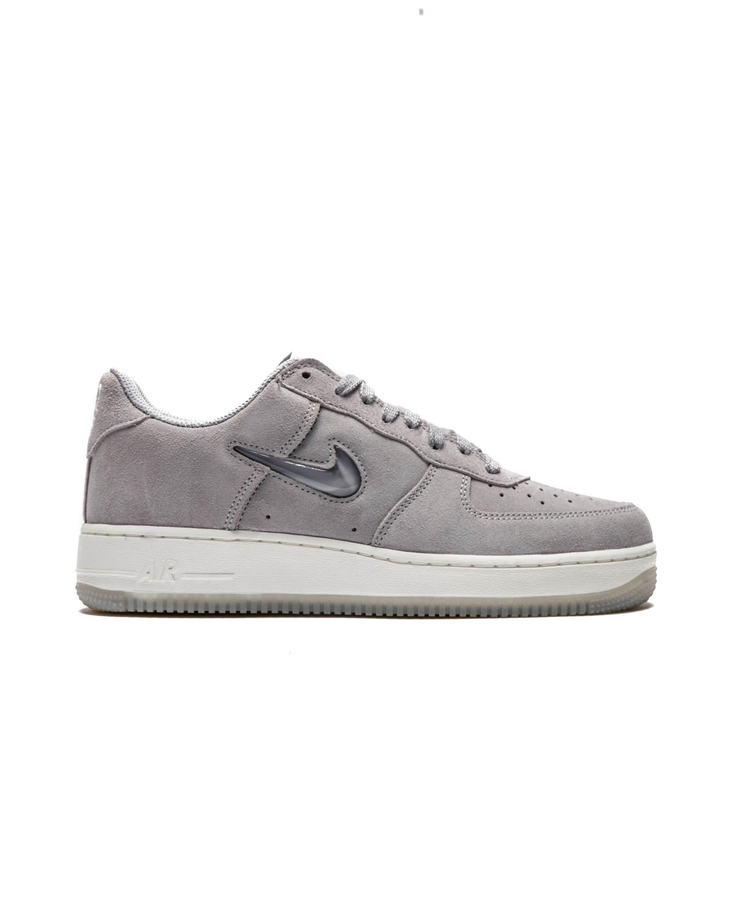 Exclusive Nike AIR FORCE 1 LOW RETRO — 3 — Front View