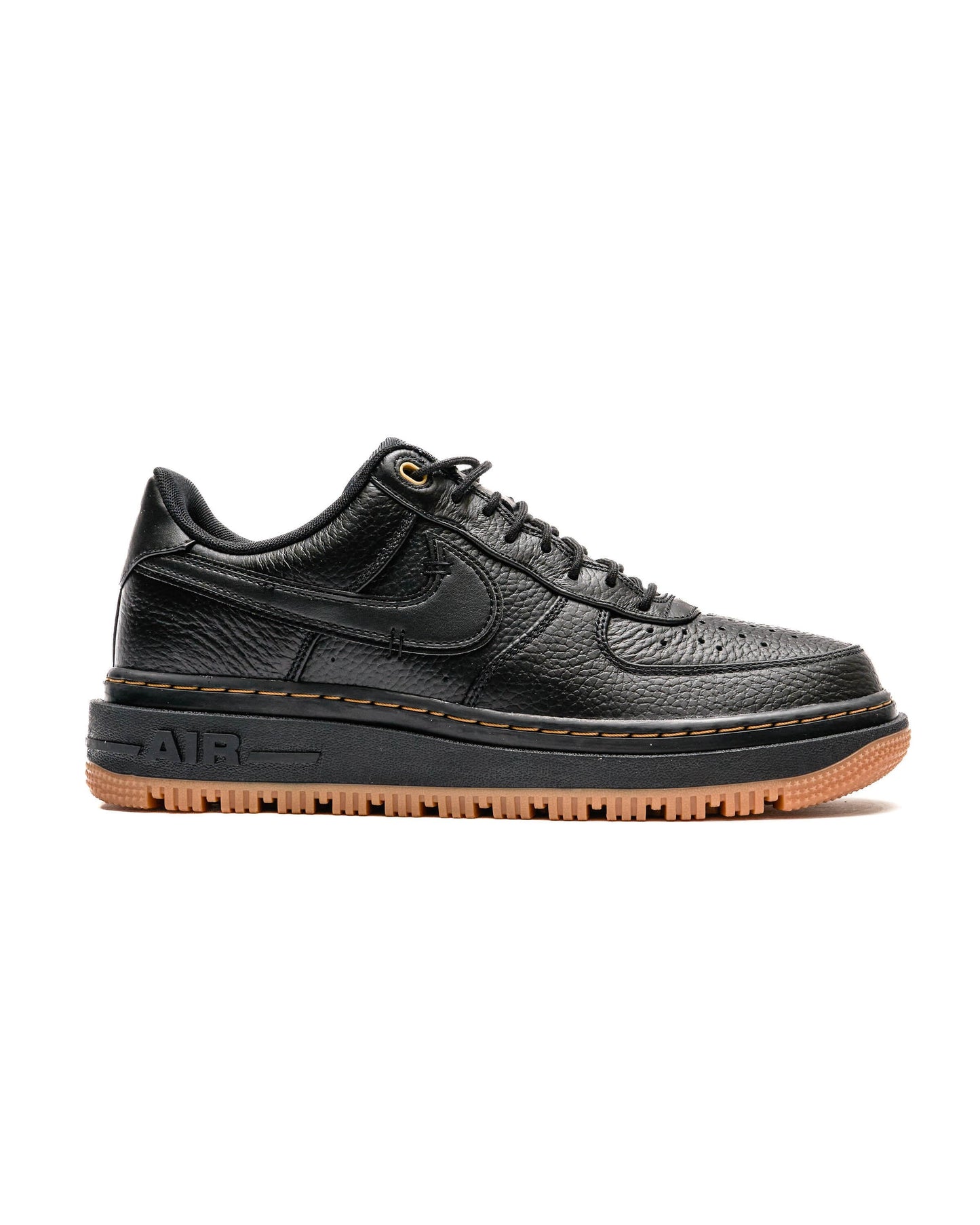 Exclusive Nike AIR FORCE 1 LUXE — 3 — Front View
