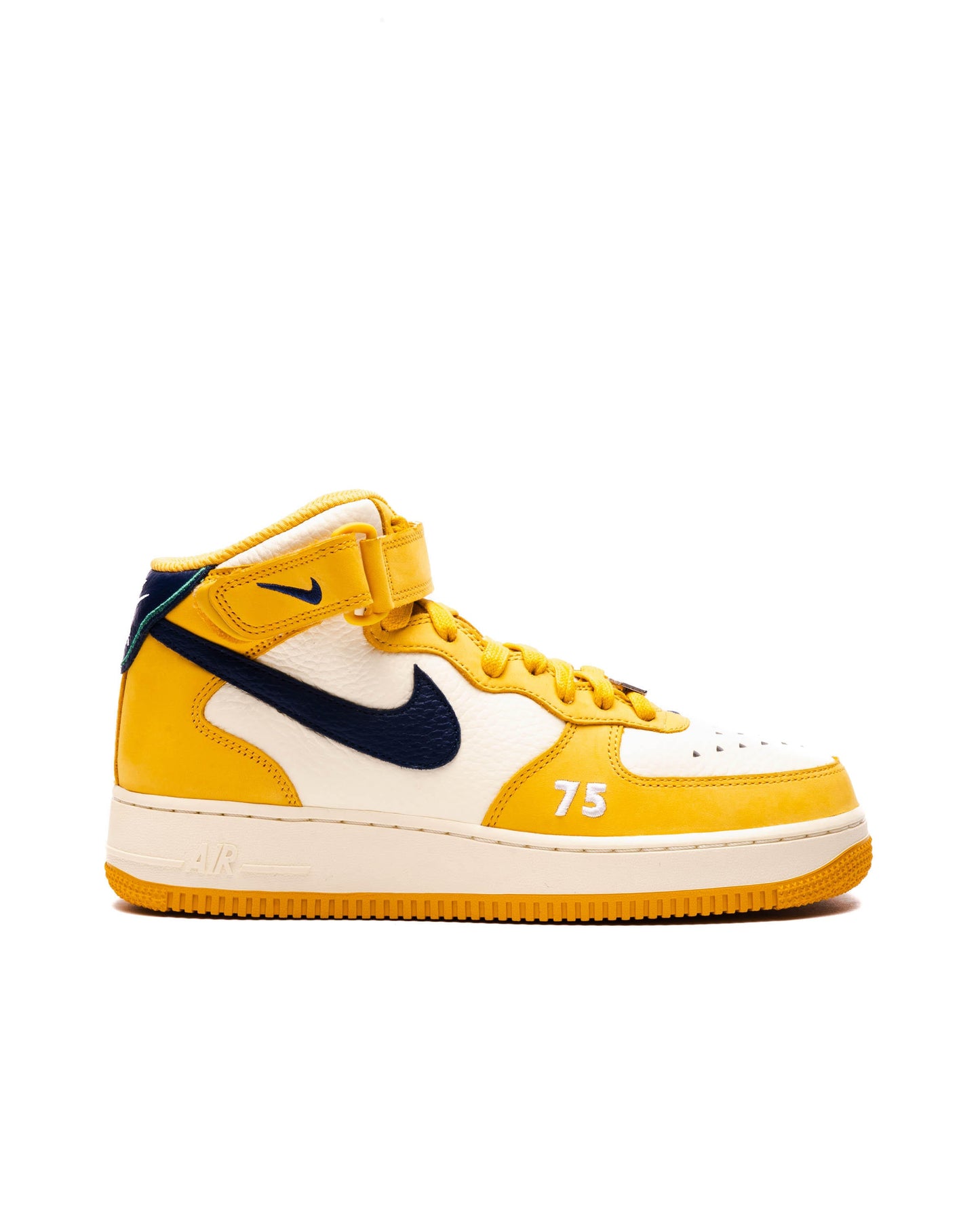 Exclusive Nike AIR FORCE 1 MID — 3.5 — Front View