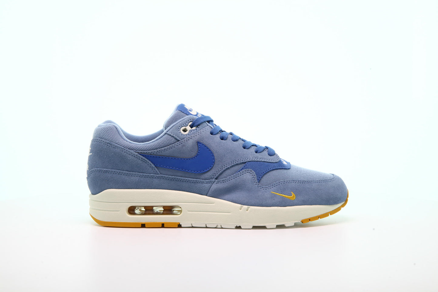 Exclusive Nike Air Max 1 Premium "Work Blue" — 3.5 — Front View