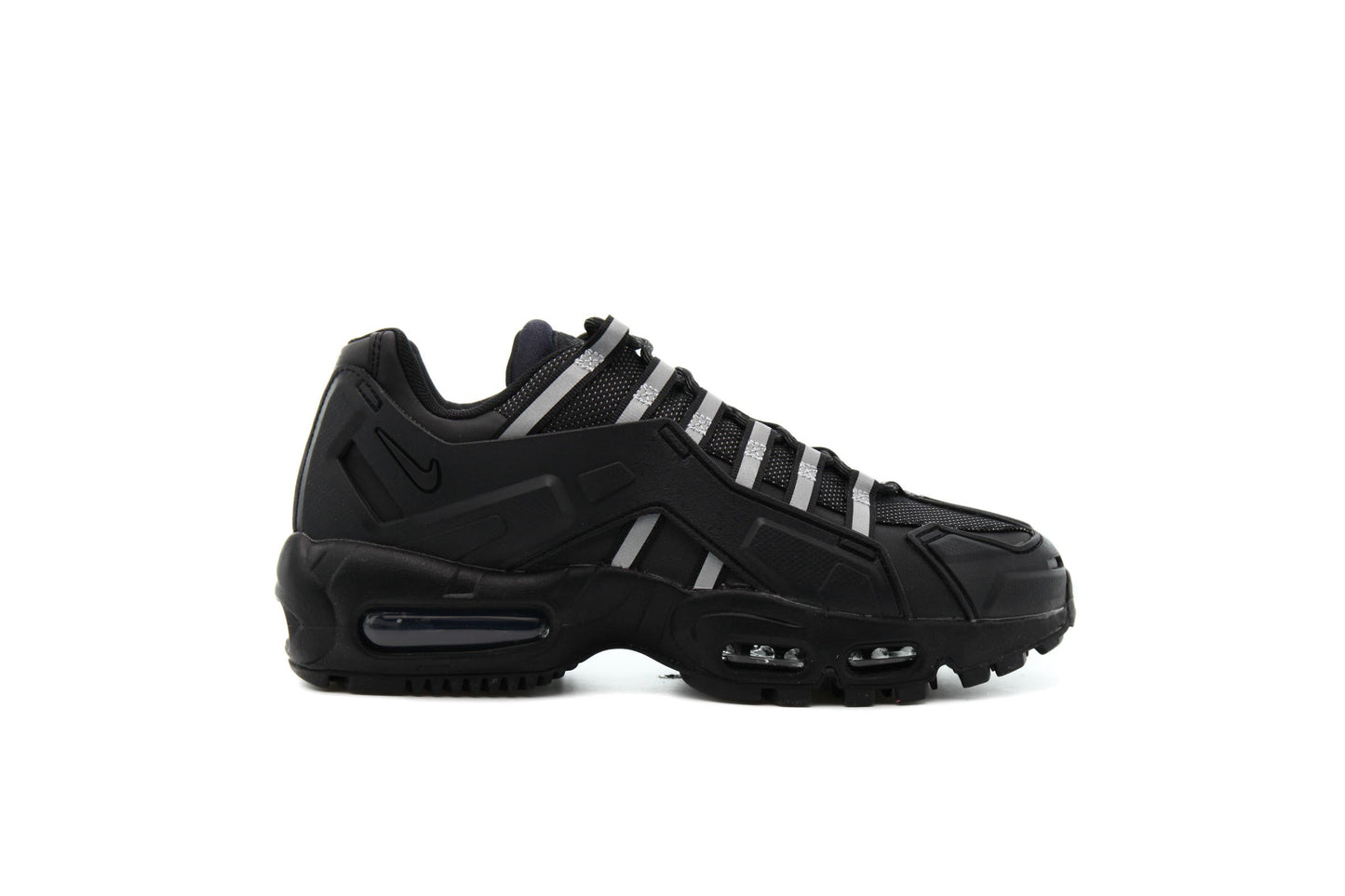 Exclusive Nike AIR MAX 95 NDSTRKT "BLACK" — 3.5 — Front View