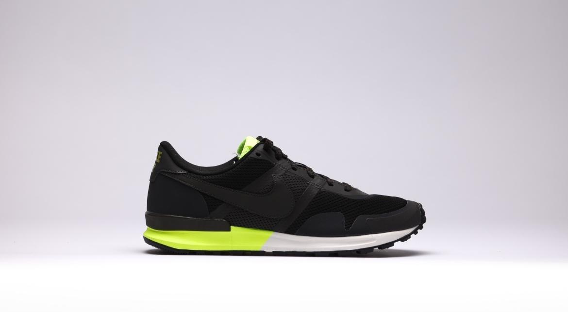 Exclusive Nike Air Pegasus 83/30 "Volt" — 3.5 — Front View
