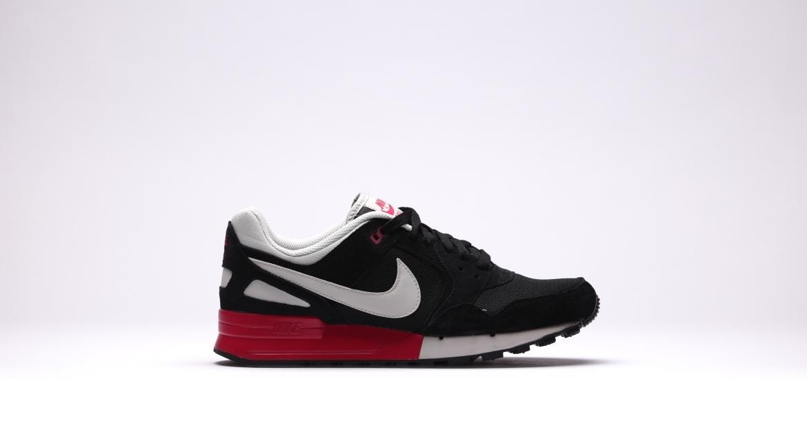 Exclusive Nike Air Pegasus '89 "Fuchsia Force" — 3.5 — Front View