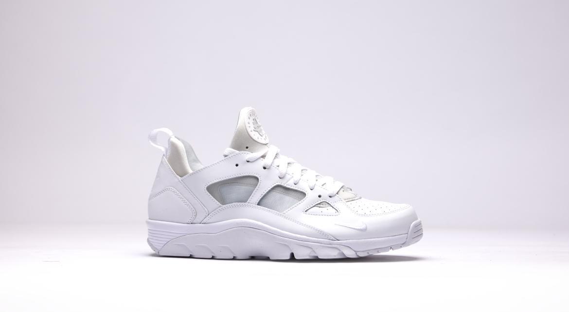 Exclusive Nike Air Trainer Huarache Low "Triple White" — 3.5 — Front View