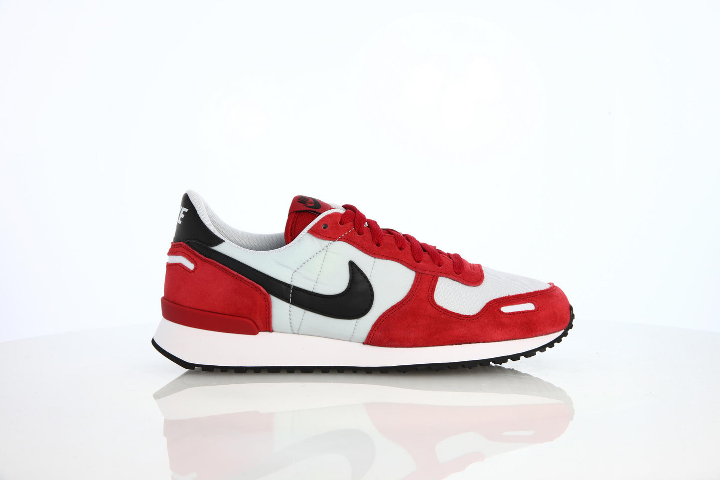 Exclusive Nike Air Vortex "Gym Red" — 3.5 — Front View