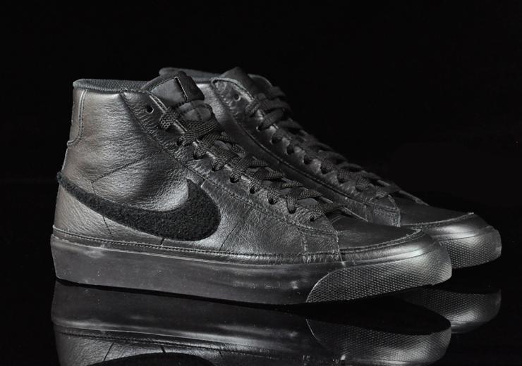 Exclusive Nike Blazer Mid Premium — 3.5 — Front View