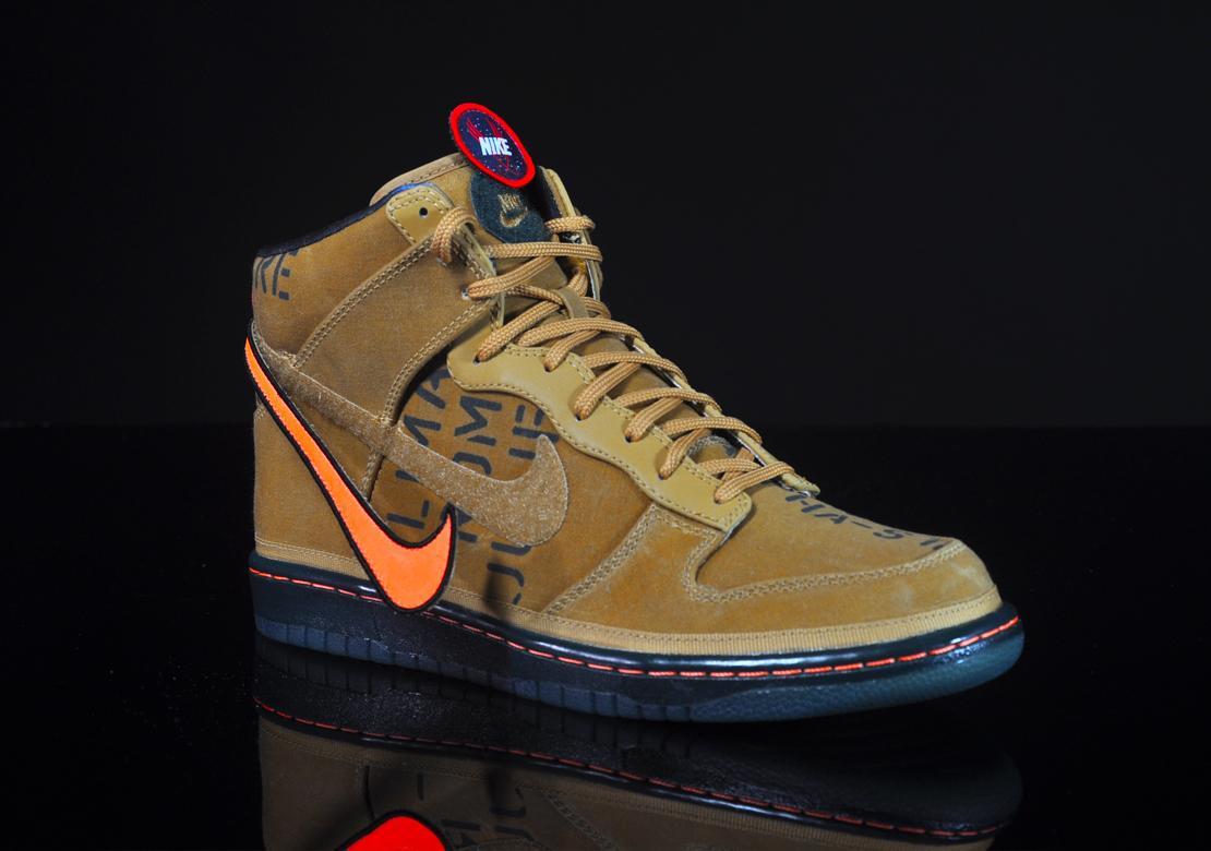 Exclusive Nike Dunk High Premium QS — 3.5 — Front View