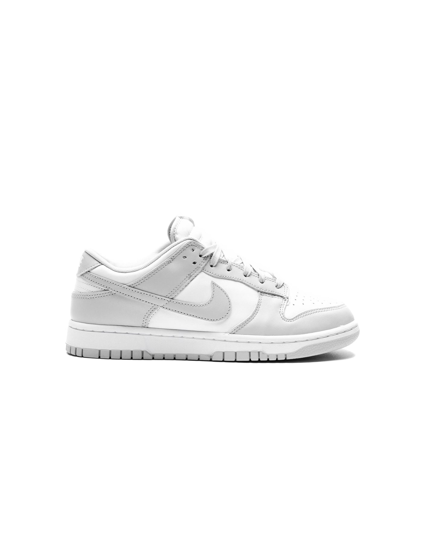 Exclusive Nike DUNK LOW RETRO — 3 — Front View
