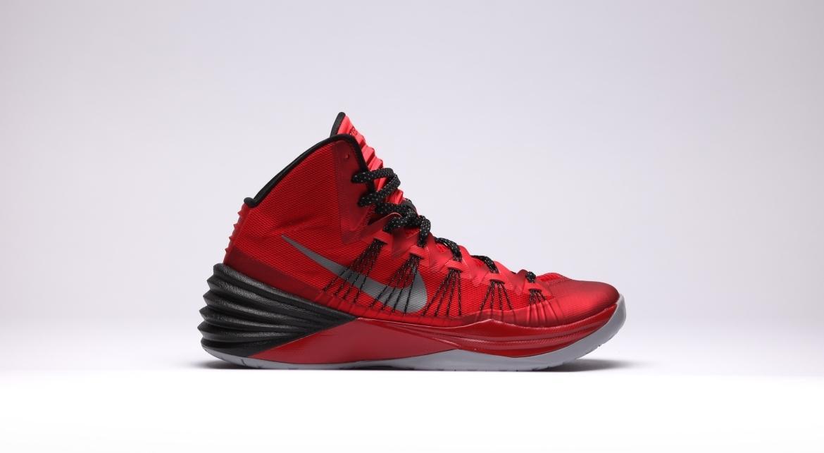 Exclusive Nike Hyperdunk 2013 "Fire Red" — 3.5 — Front View