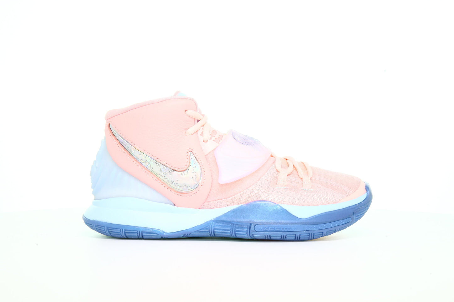 Exclusive Nike x Concepts Kyrie 6 "Pink Tint" — 3.5 — Front View