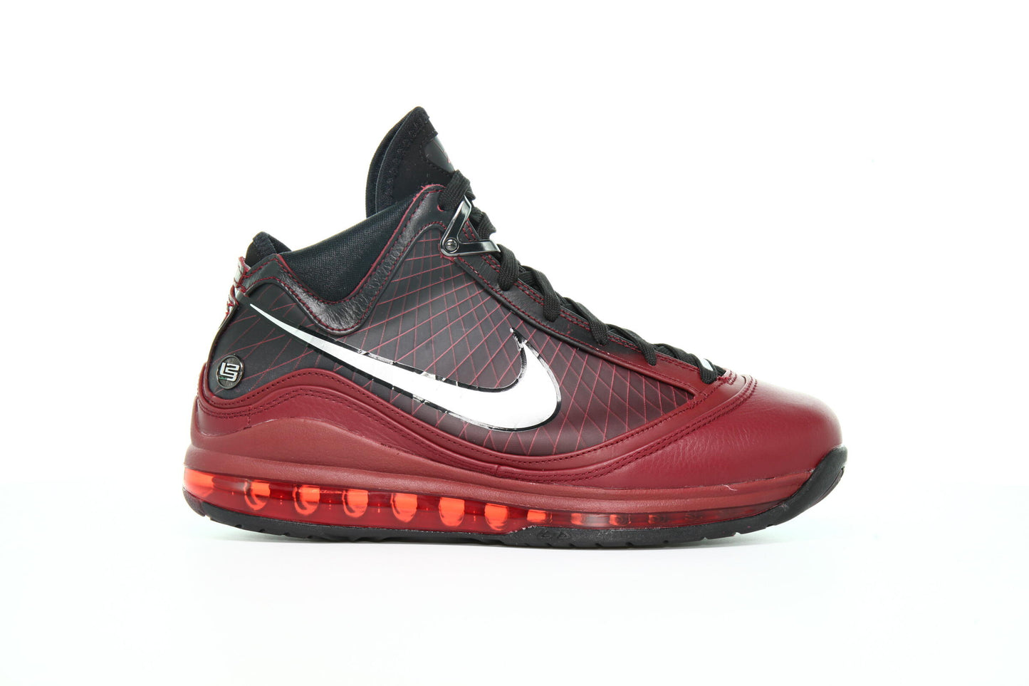 Exclusive Nike Lebron VII QS "Christmas" — 3.5 — Front View