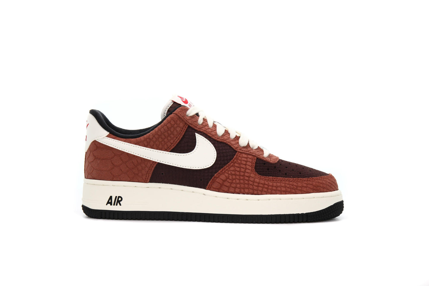 Exclusive Nike AIR FORCE 1 PRM "RED BARK" — 3.5 — Front View