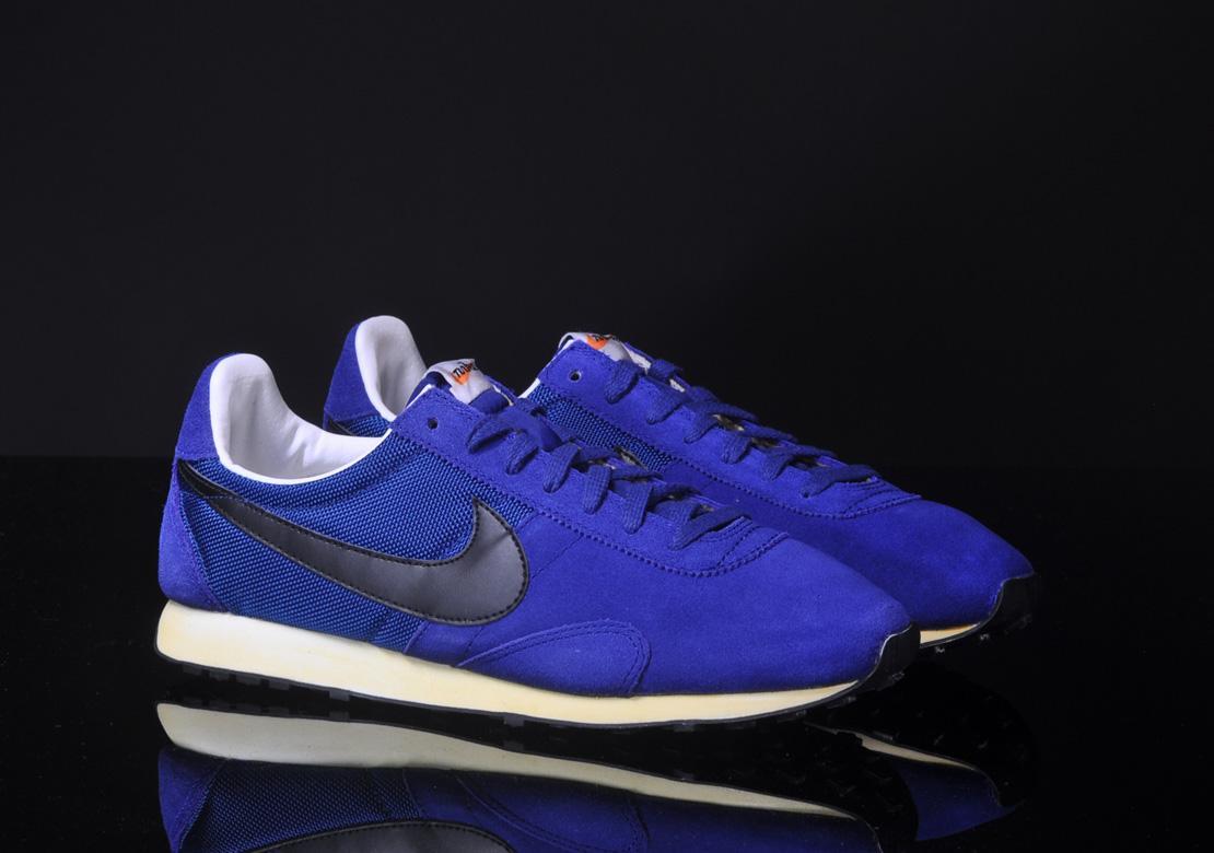Exclusive Nike Pre Montreal Racer — 3.5 — Front View