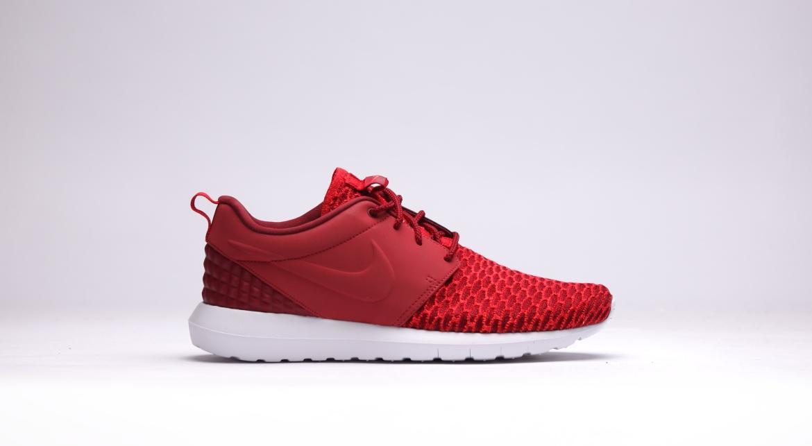 Exclusive Nike Roshe Nm Flyknit Prm "Gym Red" — 3.5 — Front View