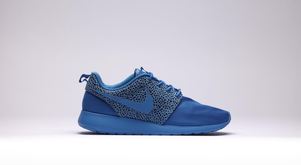 Exclusive Nike Roshe Run Premium — 3.5 — Front View