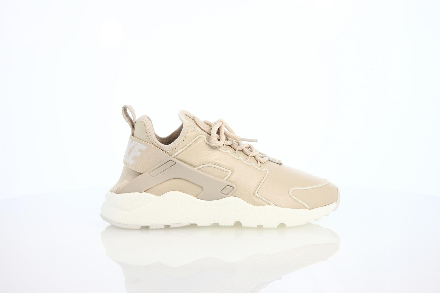 Exclusive Nike W Air Huarache Run Ultra Si "Oatmeal" — 5 — Front View