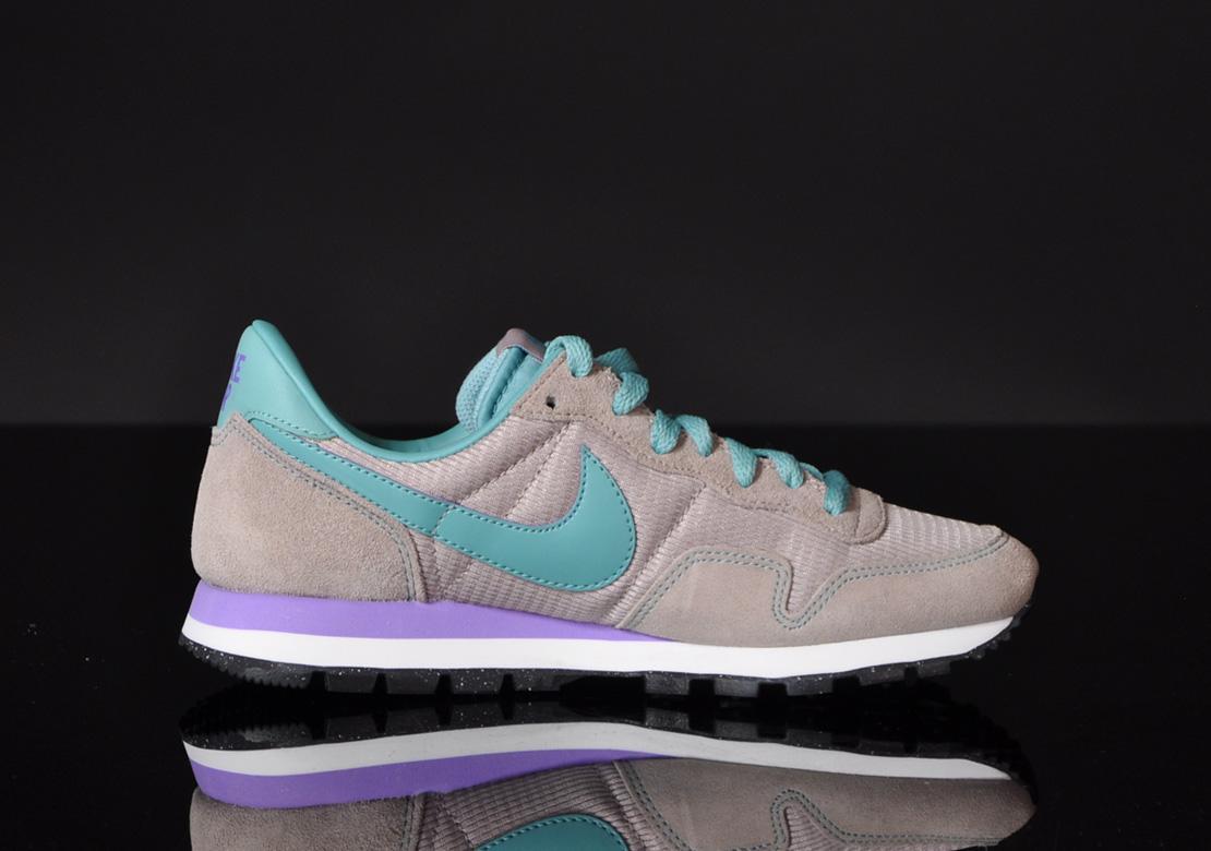 Exclusive Nike Wmns Air Pegasus '83 — 3.5 — Front View