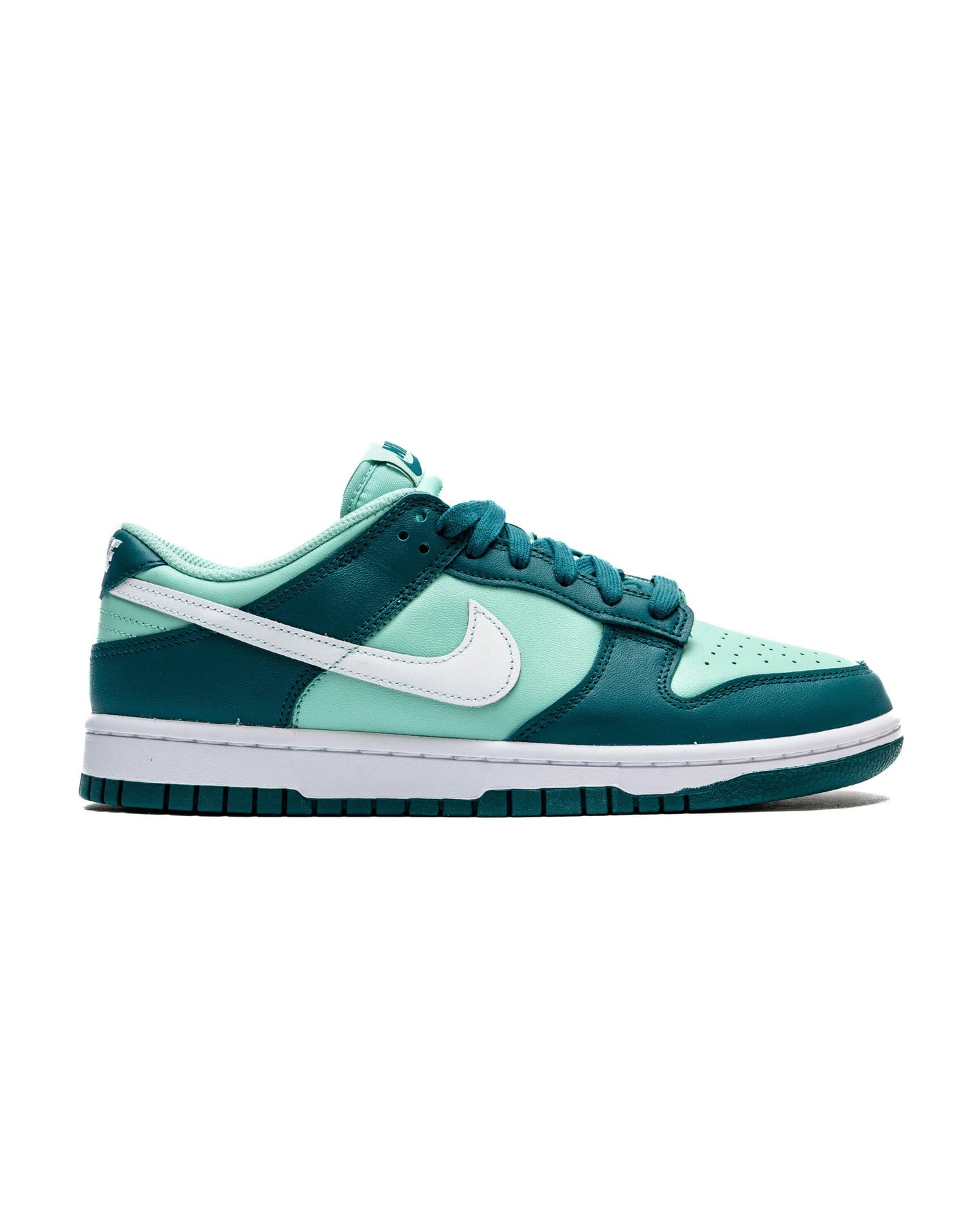 Exclusive Nike WMNS DUNK LOW — 5 — Front View