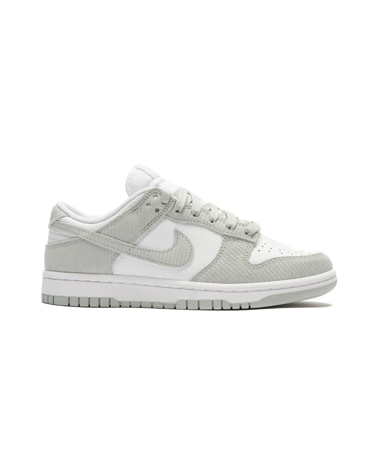Exclusive Nike WMNS DUNK LOW — 5 — Front View