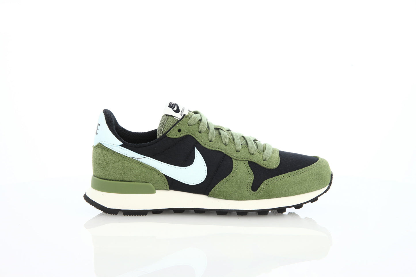 Exclusive Nike Wmns Internationalist "Glacier Blue" — 5 — Front View