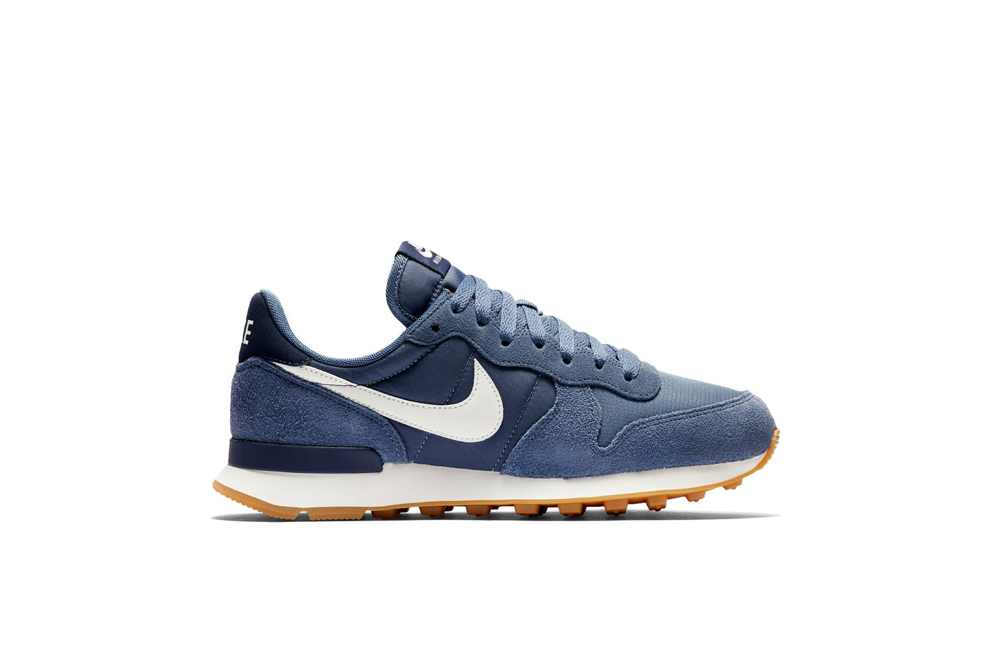Exclusive Nike WMNS INTERNATIONALIST "DIFFUSED BLUE" — 5 — Front View