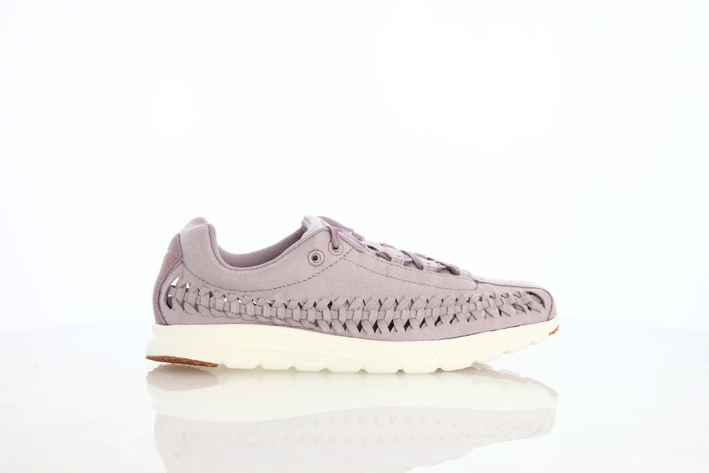Exclusive Nike Wmns Mayfly Woven "Plum Fog" — 5 — Front View