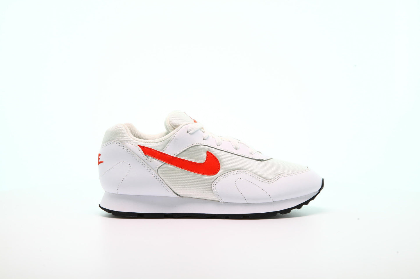 Exclusive Nike WMNS Outburst "Team Orange" — 5 — Front View