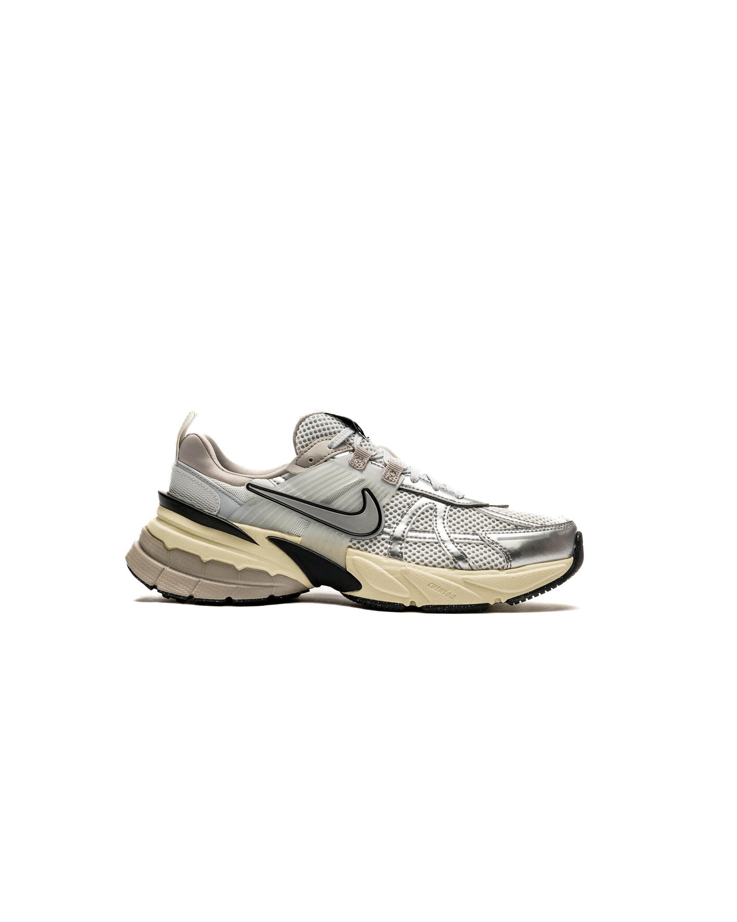 Exclusive Nike WMNS V2K RUN — 5 — Front View