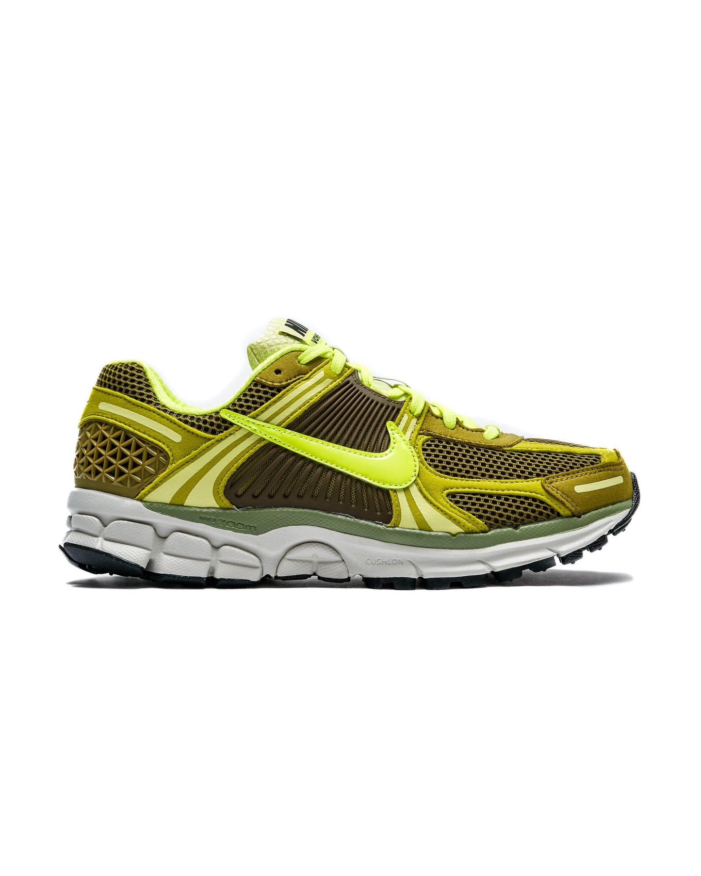 Exclusive Nike WMNS ZOOM VOMERO 5 — 5 — Front View