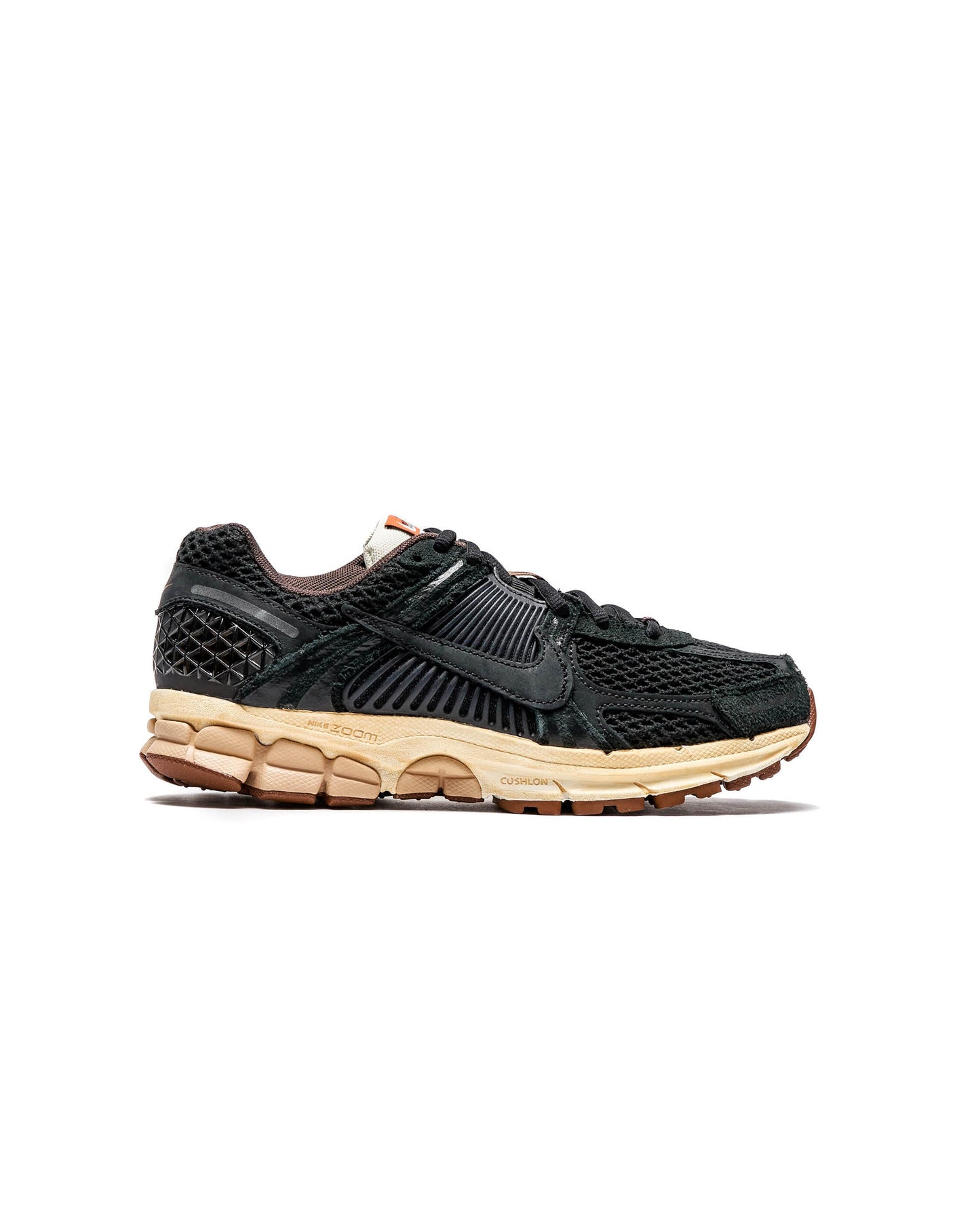 Exclusive Nike WMNS ZOOM VOMERO 5 PRM "BLACK SESAME" — 5 — Front View