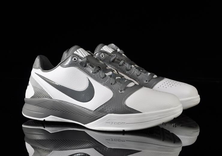 Exclusive Nike Zoom Speed II Low — 3.5 — Front View