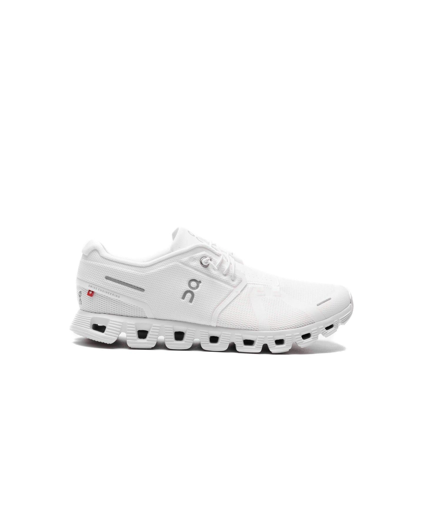 Exclusive ON Running Cloud 5 — 7 — Front View