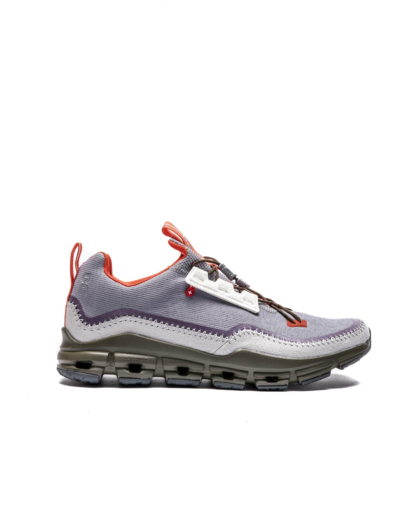 Exclusive ON Running Cloudaway — 7 — Front View