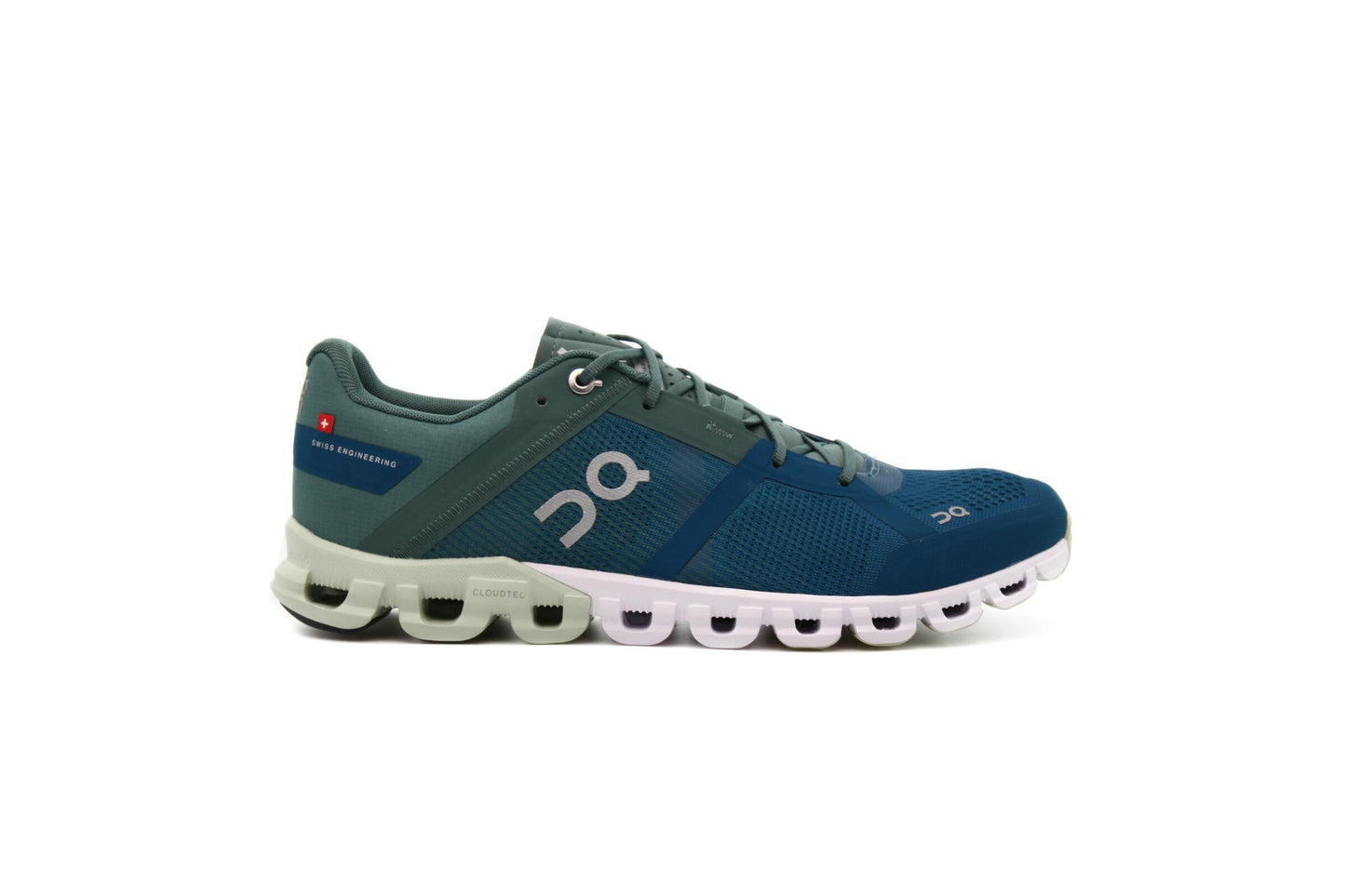 Exclusive ON Running CLOUDFLOW "SEA" — 7 — Front View