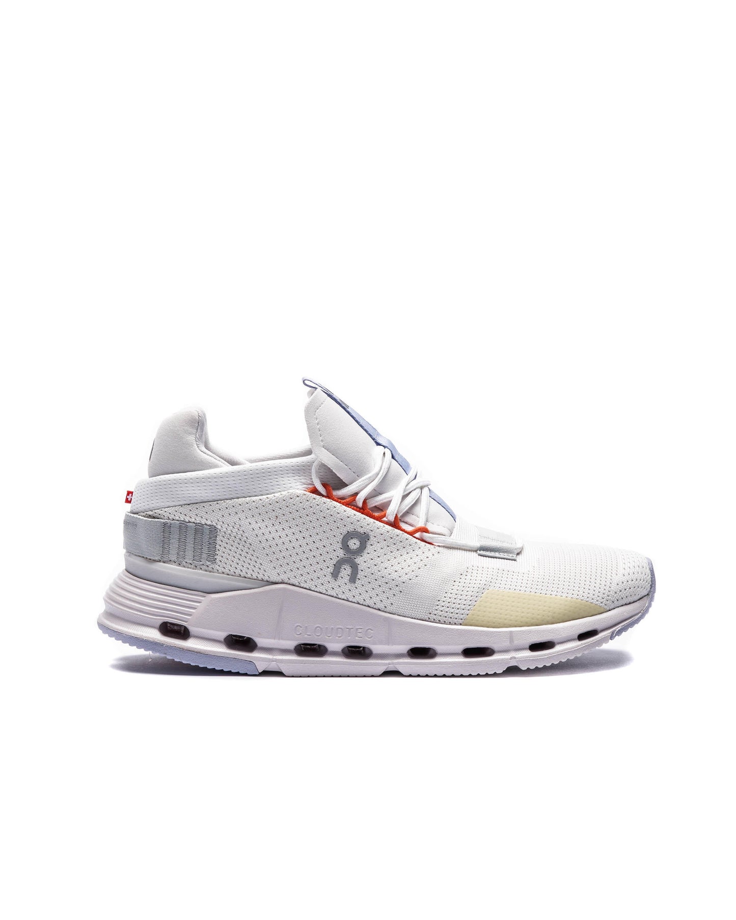 Exclusive ON Running WMNS Cloudnova — 5 — Front View