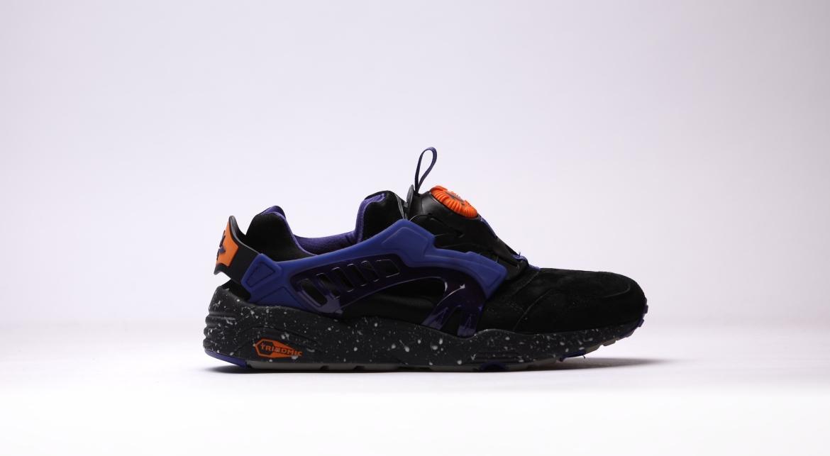 Exclusive Puma x Atmos Trinomic Disc Blaze "Glow in the Dark" — 4 — Front View