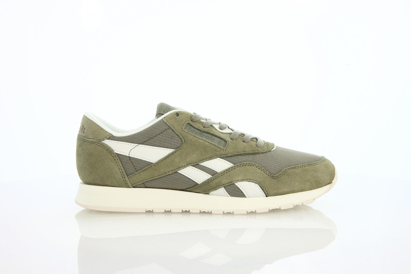 Exclusive Reebok Classic Nylon Sktn "Khaki" — 5 — Front View