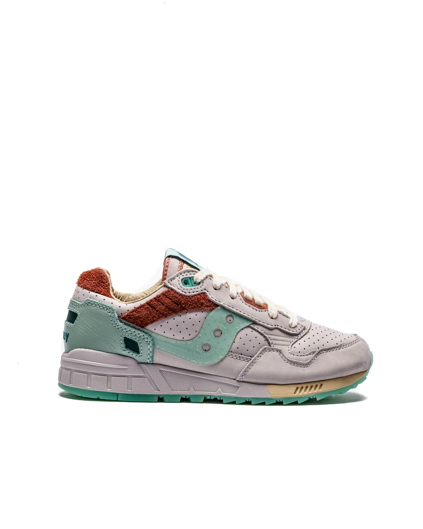 Exclusive Saucony Shadow 5000 — 4 — Front View