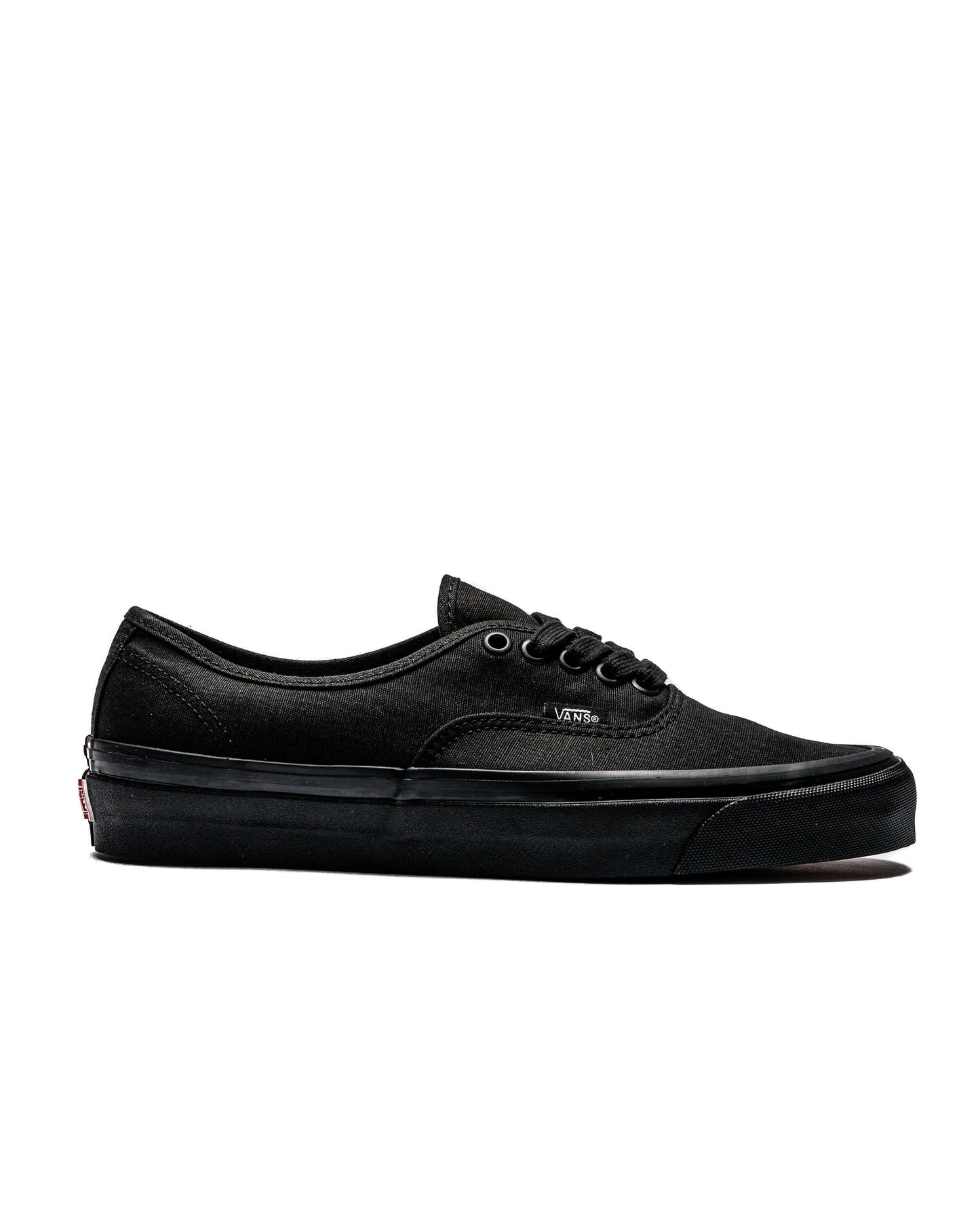 Exclusive Vans UA Authentic 44 DX — 3.5 — Front View