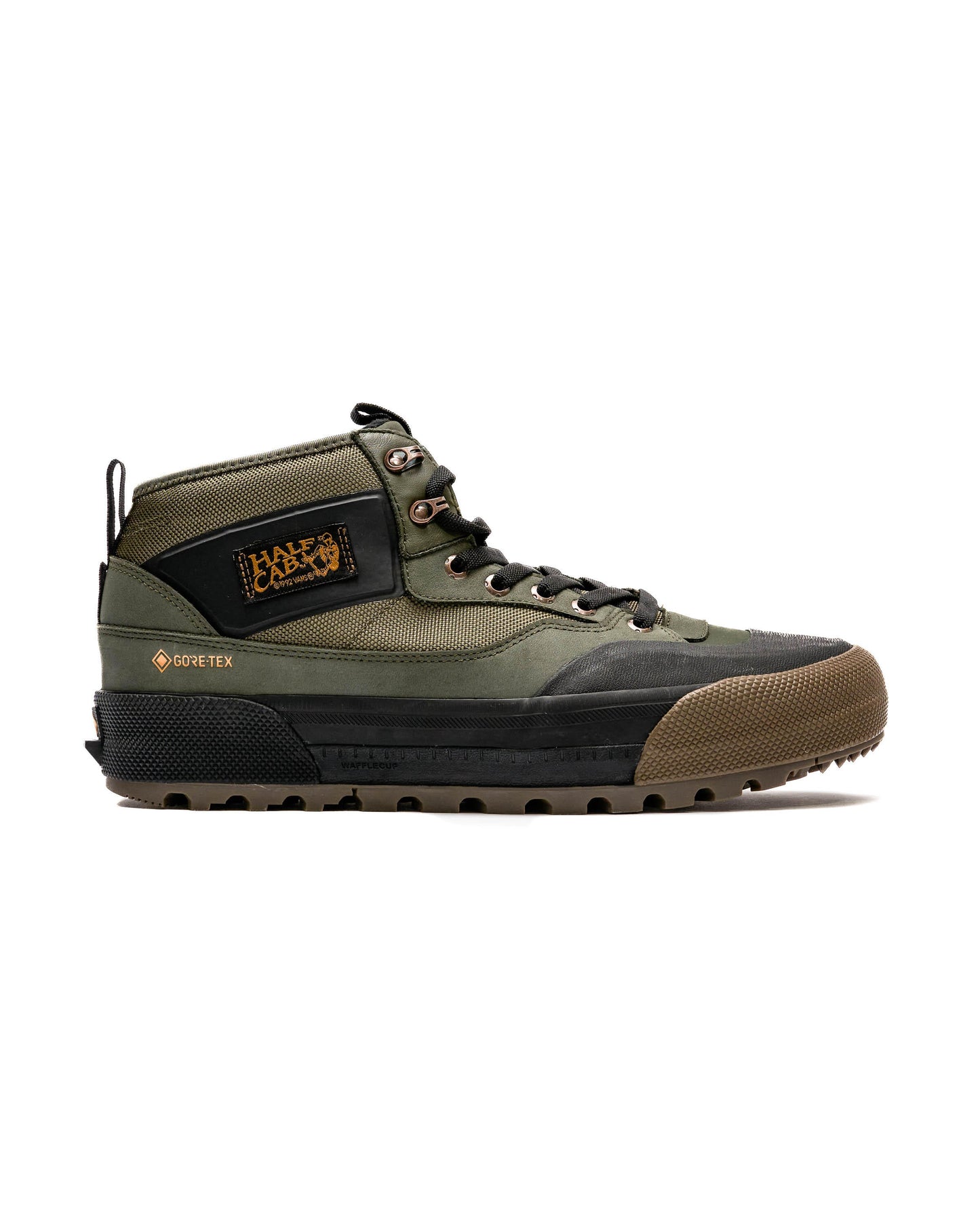 Exclusive Vans Half Cab GORE-TEX MTE-3 — 3.5 — Front View